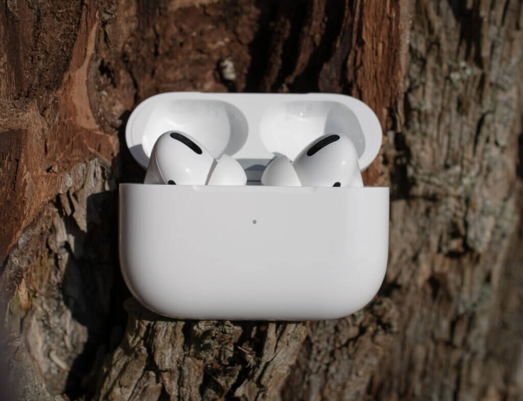 AirPods